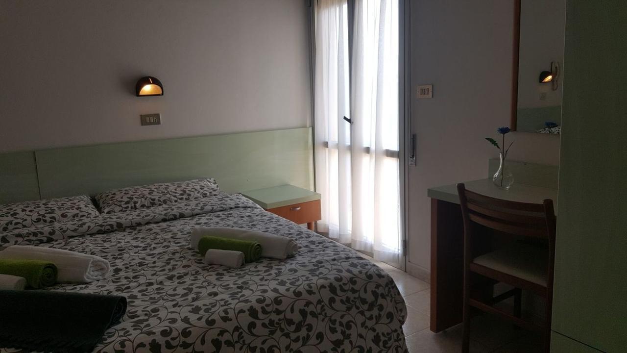 Hotel Villa Cesira Bellaria-Igea Marina Værelse billede