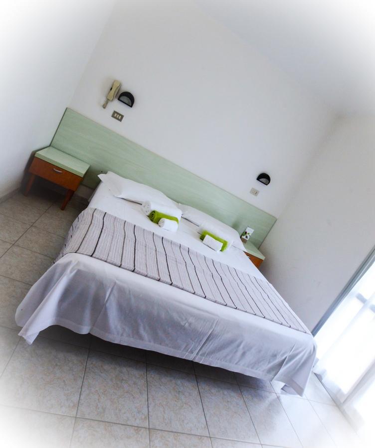 Hotel Villa Cesira Bellaria-Igea Marina Eksteriør billede